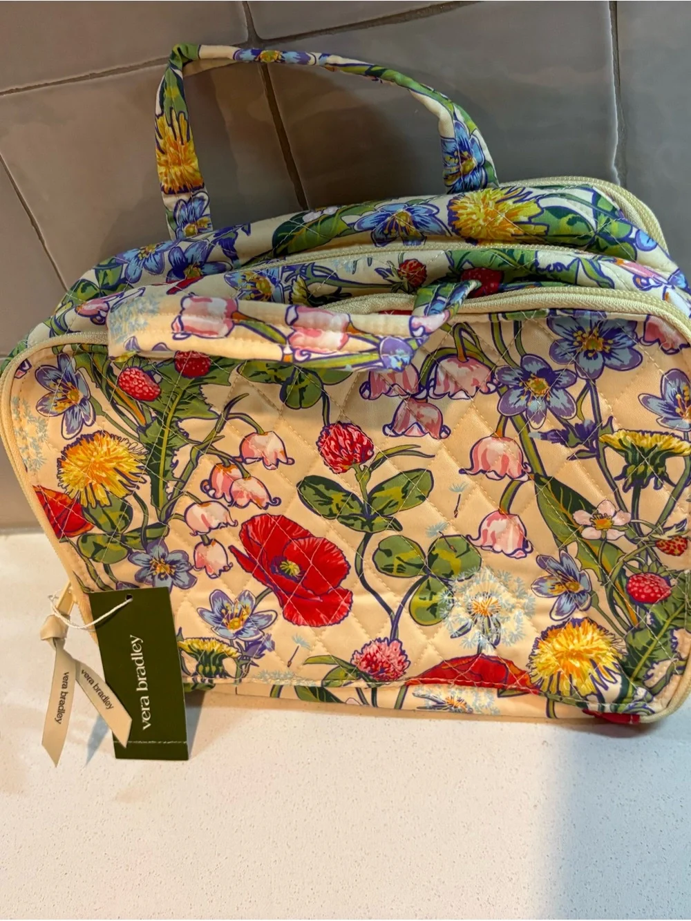 🌸VERA BRADLEY Ultimate Travel Case - All the Pretty Wildflowers🌸